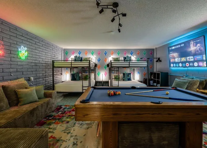 Holiday home Sonoran Luxe Oasis: Free Heatedpool-hottub-mister Glendale