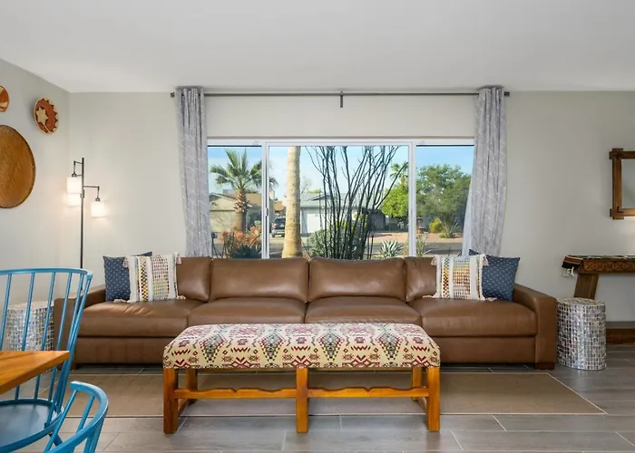 Holiday home Sonoran Luxe Oasis: Free Heatedpool-hottub-mister