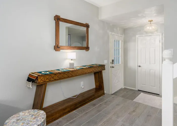 Sonoran Luxe Oasis: Free Heatedpool-hottub-mister Glendale