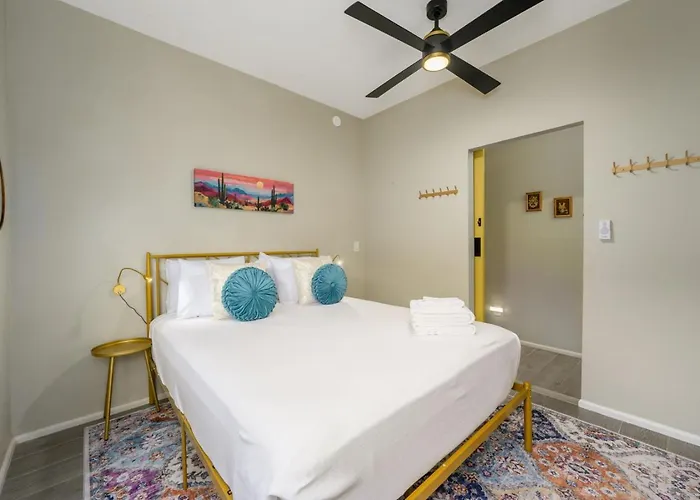 Holiday home Sonoran Luxe Oasis: Free Heatedpool-hottub-mister *