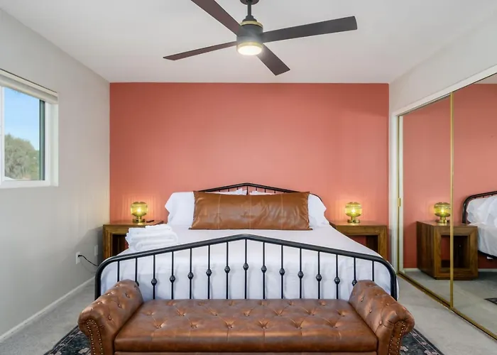 Holiday home Sonoran Luxe Oasis: Free Heatedpool-hottub-mister