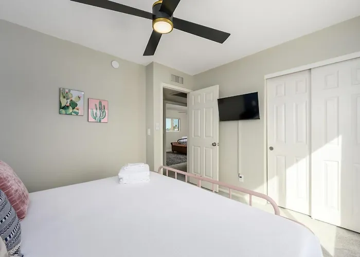 Holiday home Sonoran Luxe Oasis: Free Heatedpool-hottub-mister Glendale