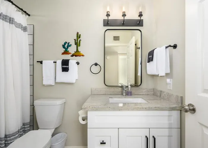 Holiday home Sonoran Luxe Oasis: Free Heatedpool-hottub-mister Glendale