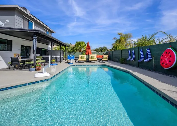 Sonoran Luxe Oasis: Free Heatedpool-hottub-mister Glendale