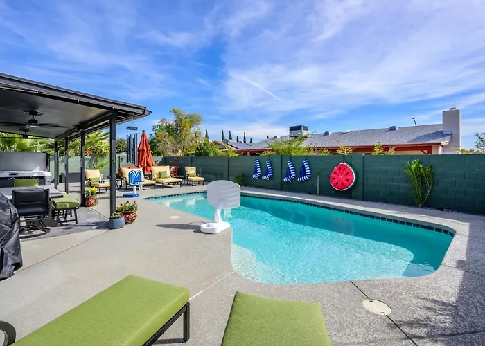 Holiday home Sonoran Luxe Oasis: Free Heatedpool-hottub-mister